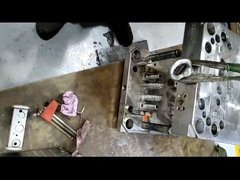 Soluzioni di plastica personalizzate per le vostre esigenze di produzione