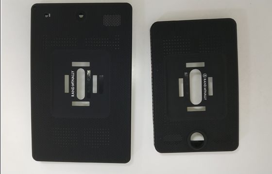 Alto UV leggero dello spruzzo stampaggio ad iniezione la custodia in plastica delle parti per il navigatore di automobile piana