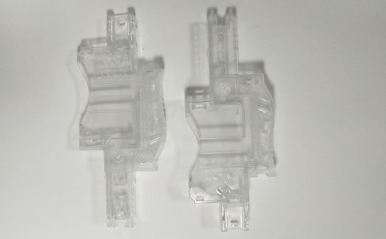 Il laser che scolpisce stampaggio ad iniezione gli stampaggi ad iniezione di plastica delle parti HRC 32