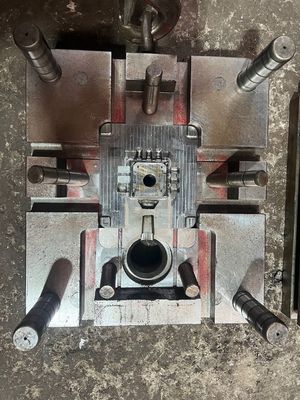 Trattamento termico glassato dado della pressofusione dell'alluminio di S136H 718H 2343