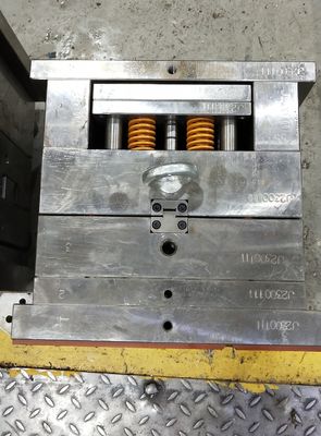 Servizi di plastica dello stampaggio ad iniezione dell'ABS su ordinazione di LKM HASCO