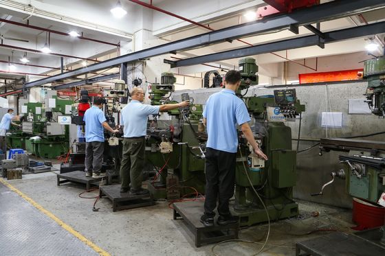 Iso delle soluzioni dello stampaggio ad iniezione di Underfilling Underforming