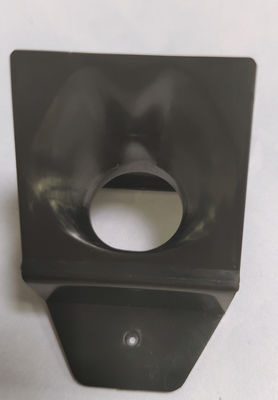 Parti auto in plastica su misura lucidate con stampaggio a iniezione di precisione con logo su misura